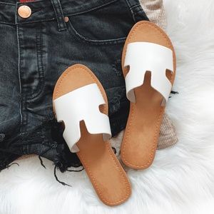 🆕 Sofia - White Slides